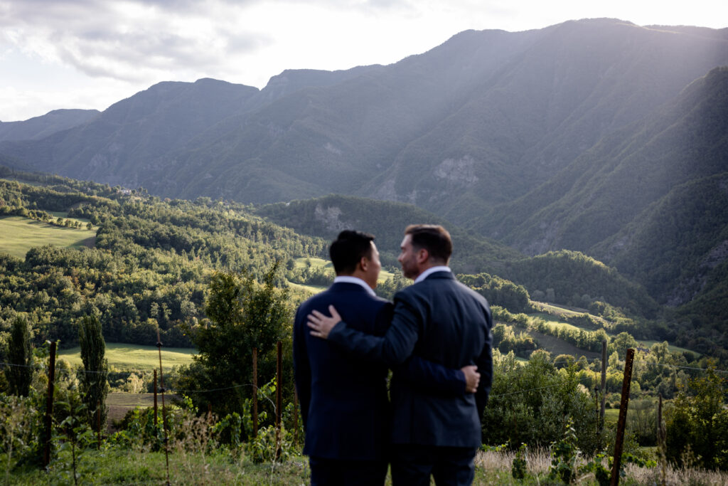 wedding in borgo pianello - top wedding photographer in italy - gay wedding in italy