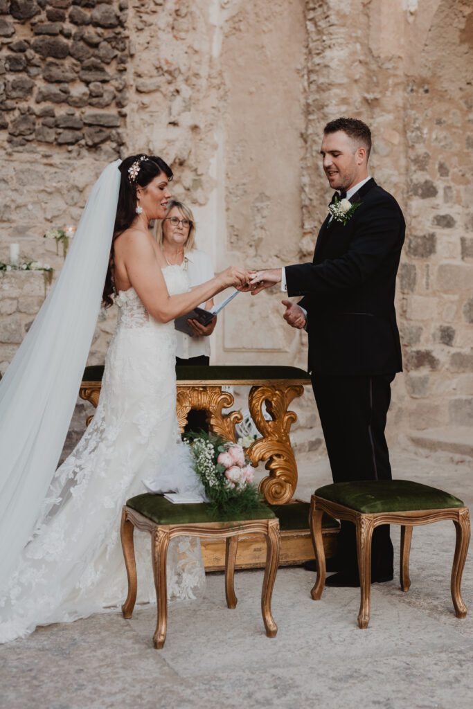 wedding photographer on island of ischia, destination wedding in italy, matrimonio a ischia, lovely clouple